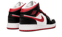 Air Jordan 1 Mid Very Berry