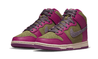 Nike Dunk High Dynamic Berry