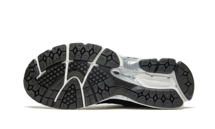 New Balance 2002R Black Silver (JD Exclusive)