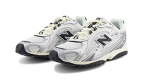 New Balance 204L Silver Metallic Black