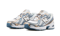 New Balance 740 Blue Gold Metallic