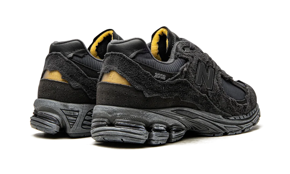 new balance black