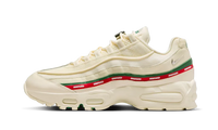 Nike Air Max 95 x Undefeated Sail
