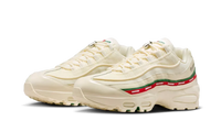 Nike Air Max 95 x Undefeated Sail