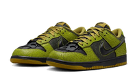 Nike Dunk Low Halloween Skull