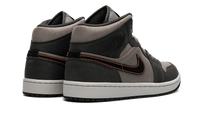 Air Jordan 1 Mid SE Night Stadium