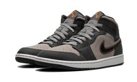 Air Jordan 1 Mid SE Night Stadium
