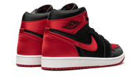 Air Jordan 1 Retro High OG Satin Bred