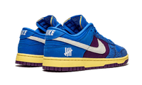 Nike Dunk Low Undefeated 5 On It