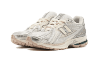 New Balance 1906R Silver Metallic Cream