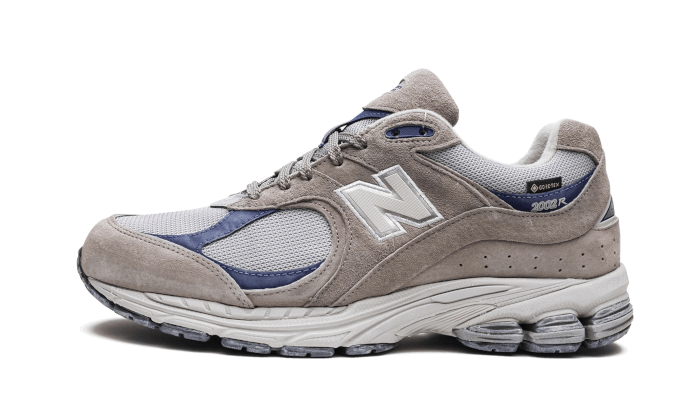 New Balance 2002R Gore-Tex Light Gray