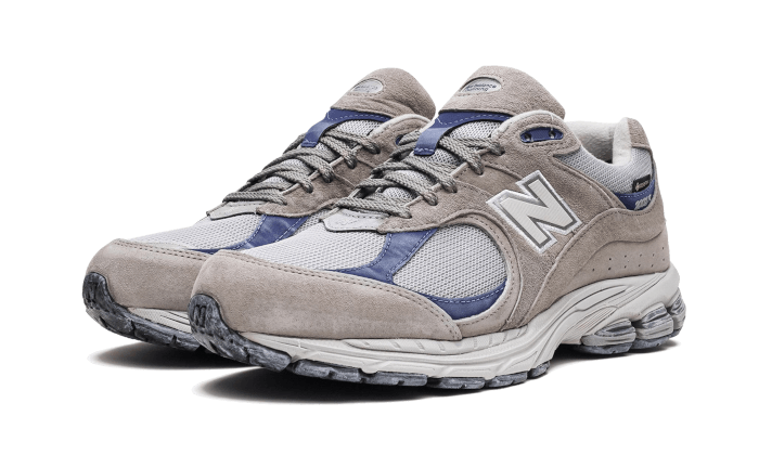 New Balance 2002R Gore-Tex Light Gray