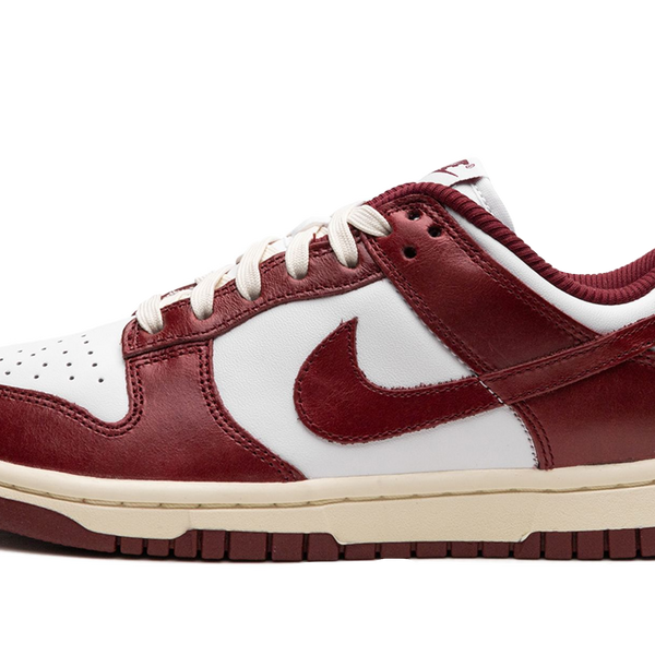 Nike Dunk Low PRM Team Red