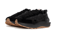 Nike Vaporwaffle Sacai Black Gum