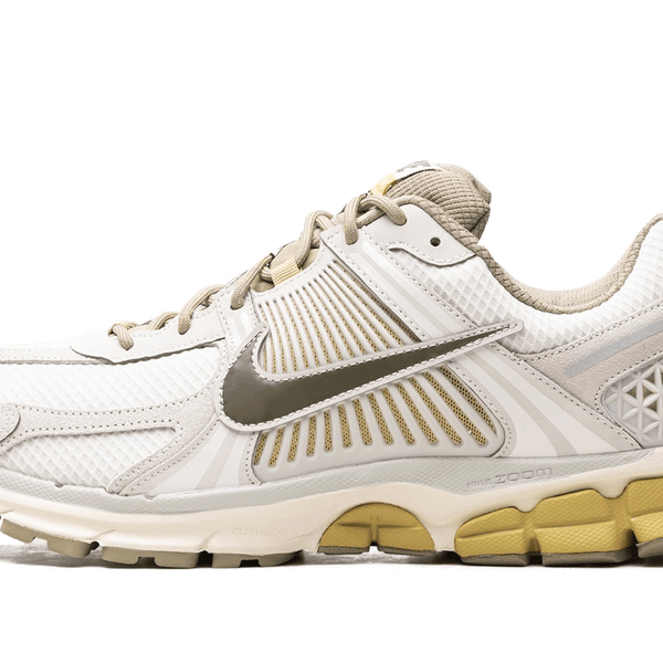 Nike Zoom Vomero 5 Light Bone Medium Olive