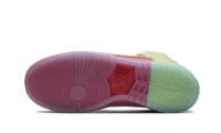 Nike SB Dunk High Pro QS Strawberry Cough