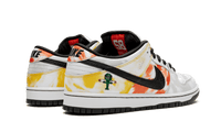 Nike SB Dunk Low Raygun Away